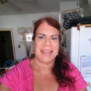 Meet your Posher, Leila